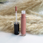 Lip Gloss lifestyle